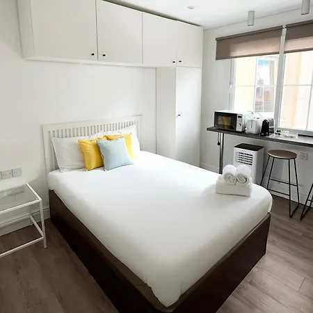 Apartment Stylish Centre - Grand House Gibraltar
